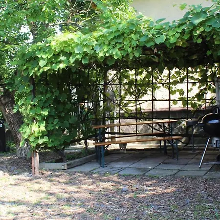 Nevsedni Bydleni Ve Stylu 70. A 80.let Casa vacanze
